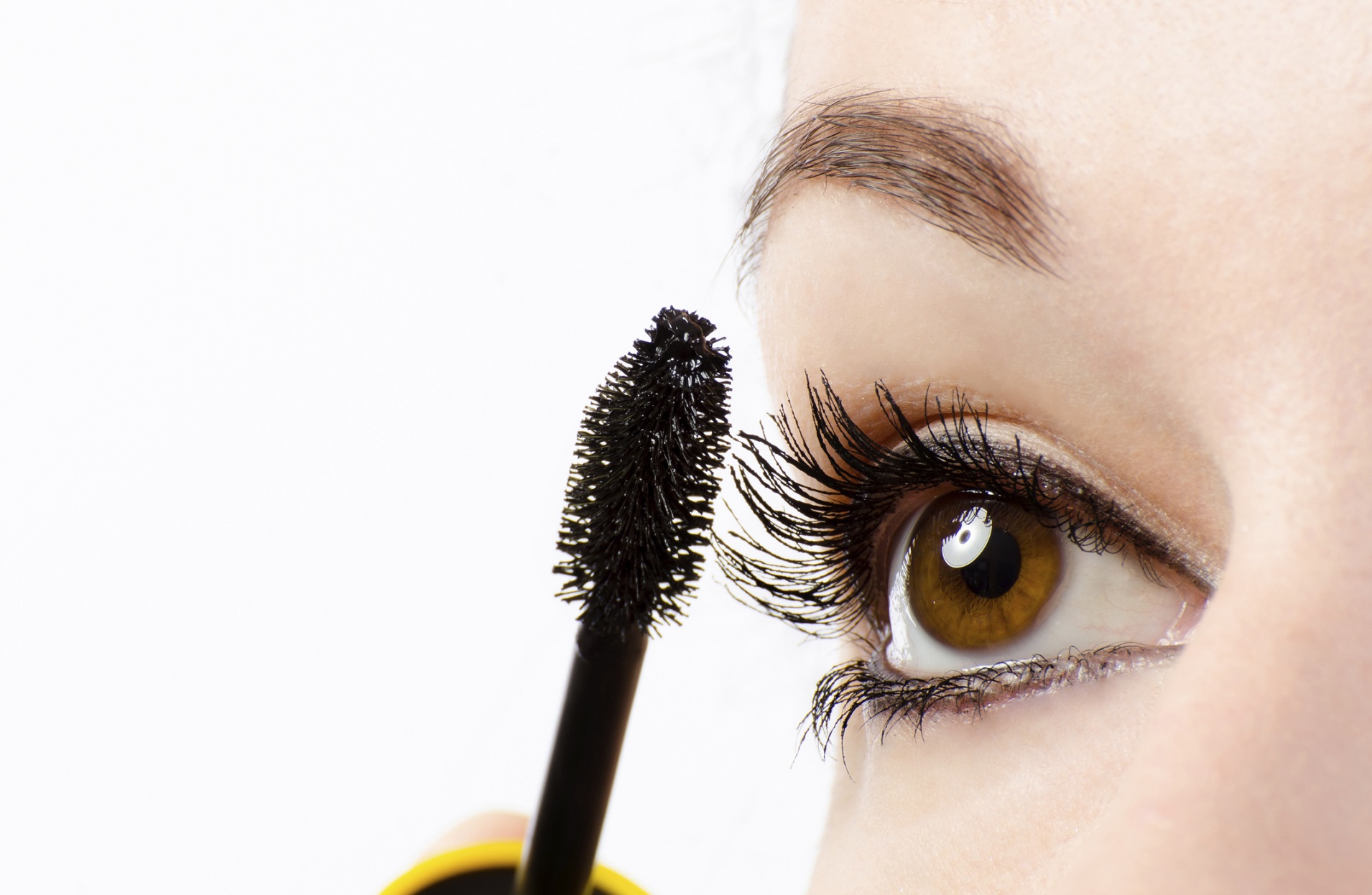 Come conservare il mascara per non rovinarlo