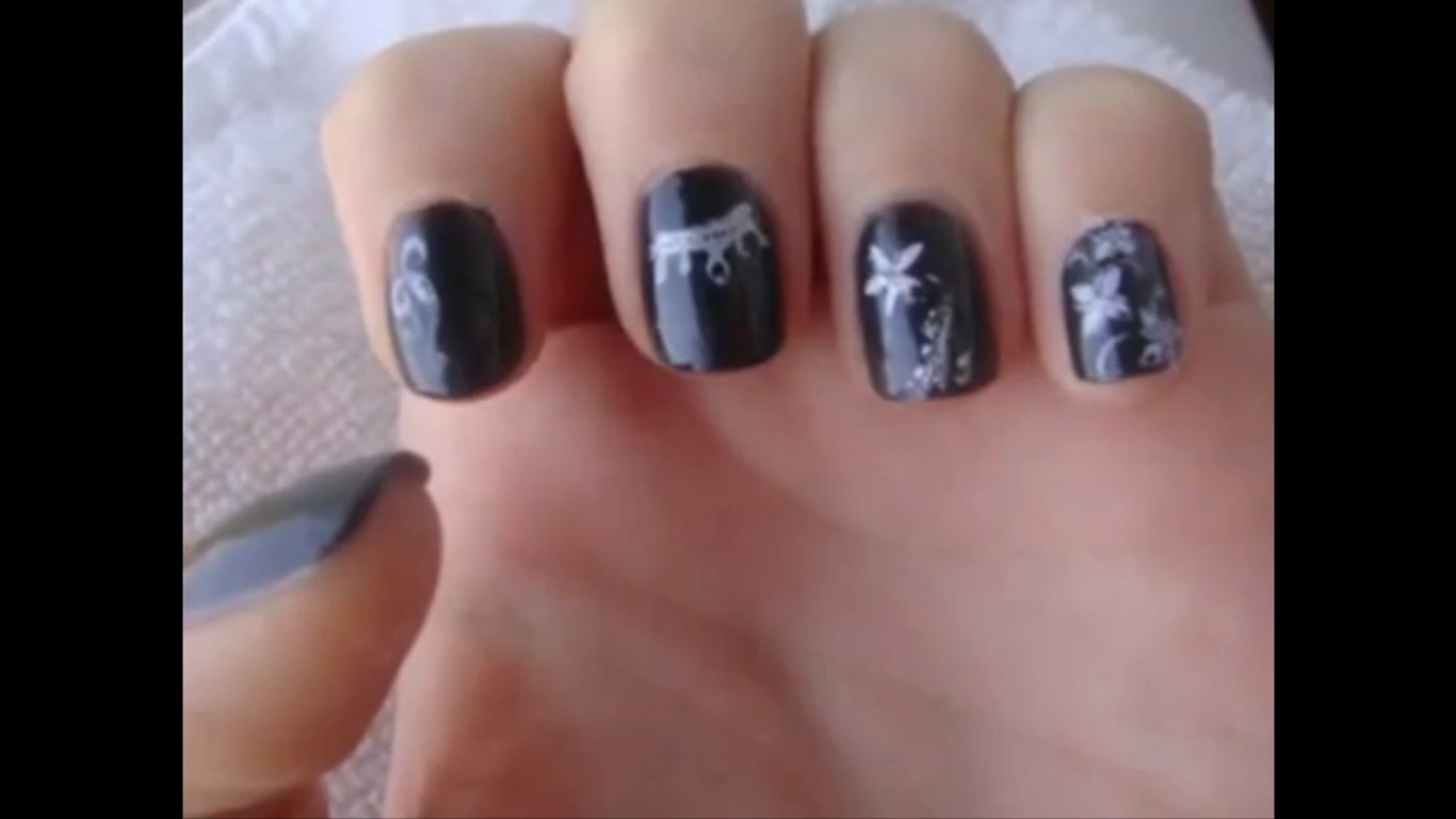 Tendenze nail art, come realizzare l’effetto stampy