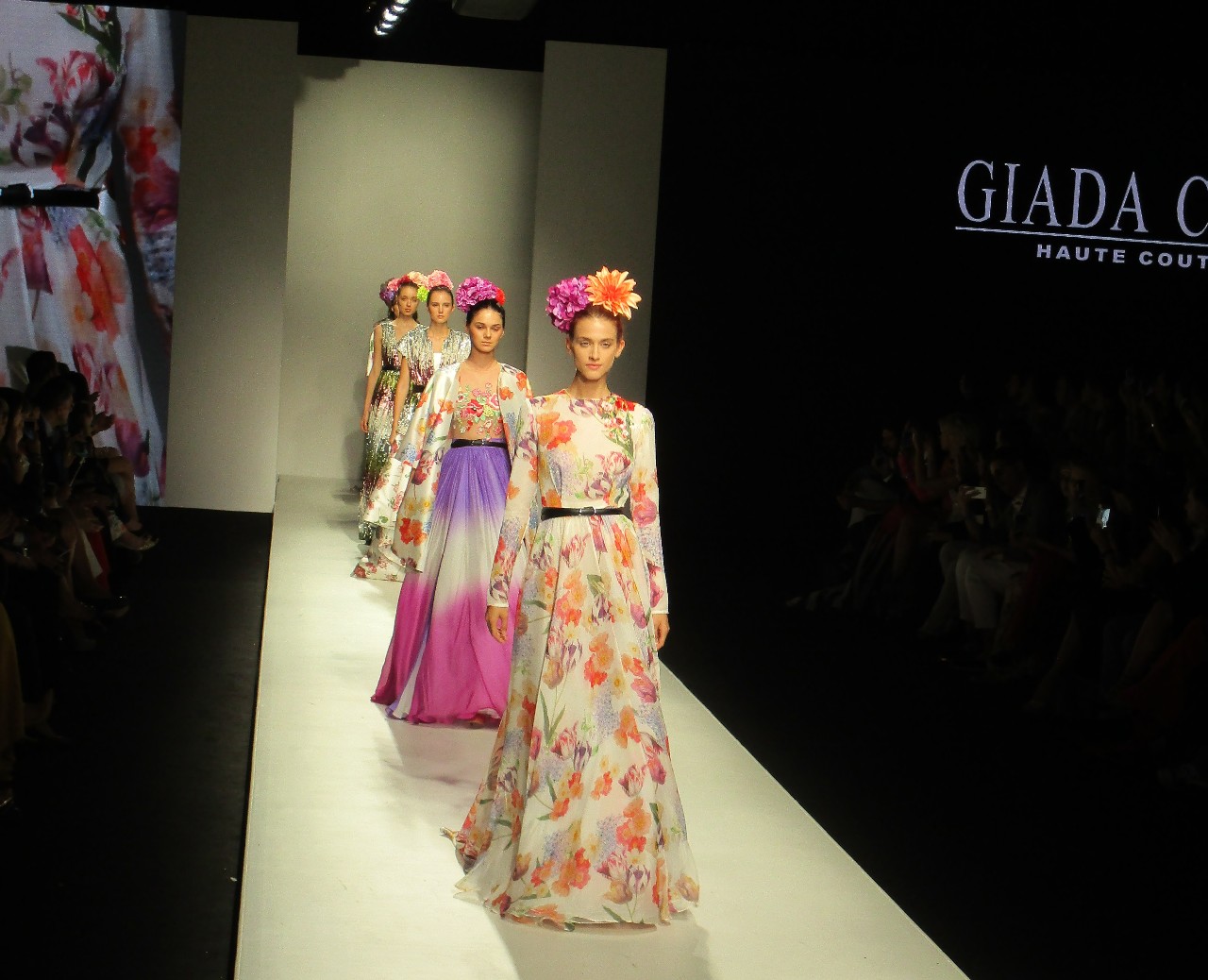 Giada Curti collezione primavera estate 2017: la sfilata Haute Couture alla Huawei Arab Fashion Week, le foto