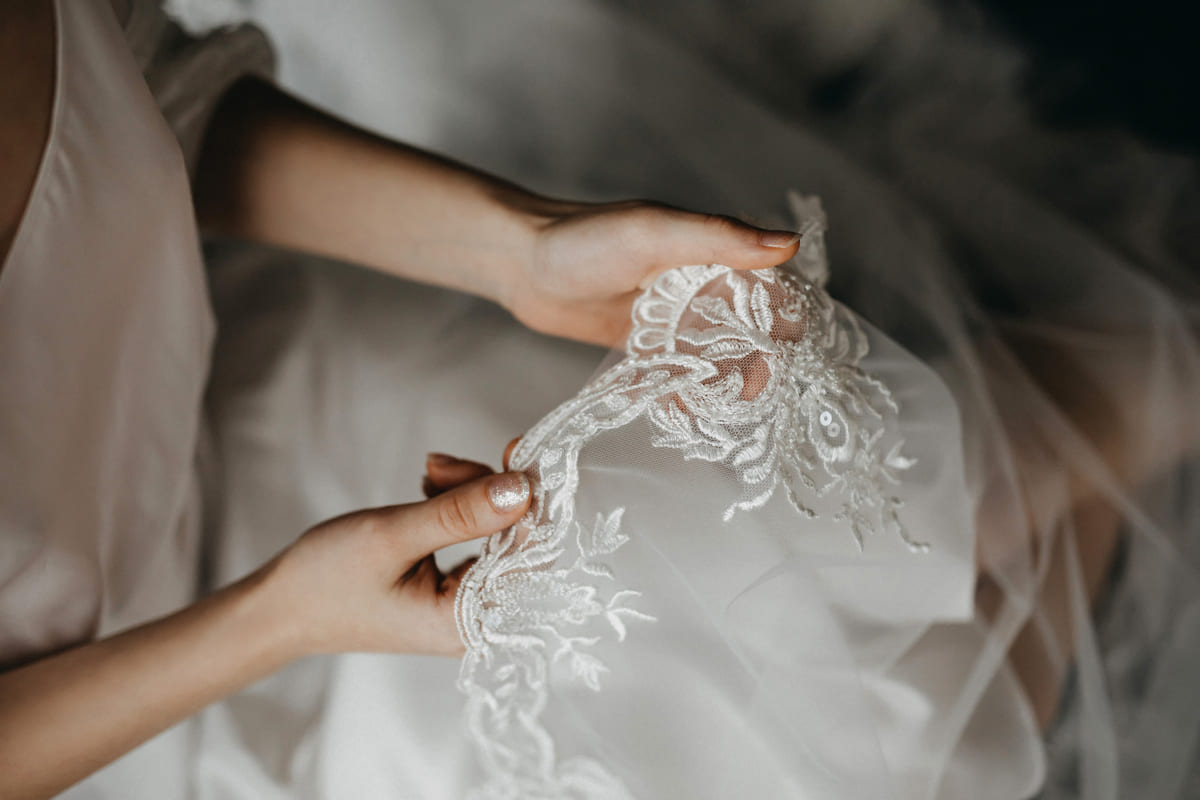 Come conservare l’abito da sposa dopo il matrimonio