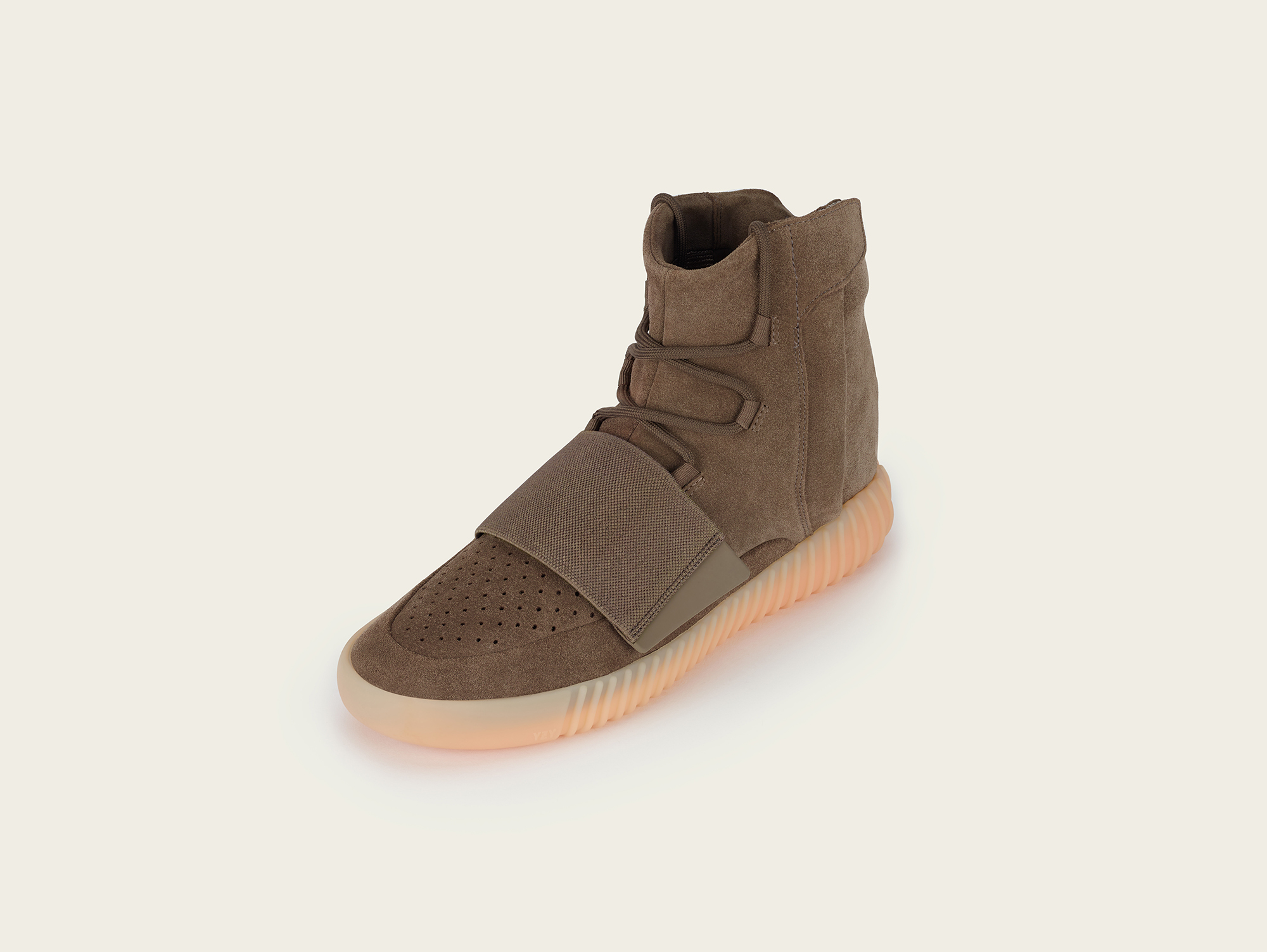 adidas Originals Kanye West: la nuova versione dell’iconica YEEZY BOOST 750 Light Brown