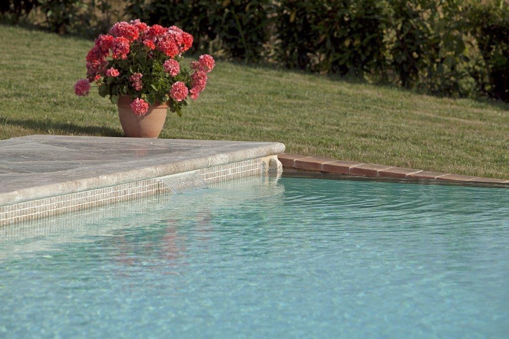 Le nuove vasche Piscine Castiglione per il relax e il benessere in Abruzzo e Toscana