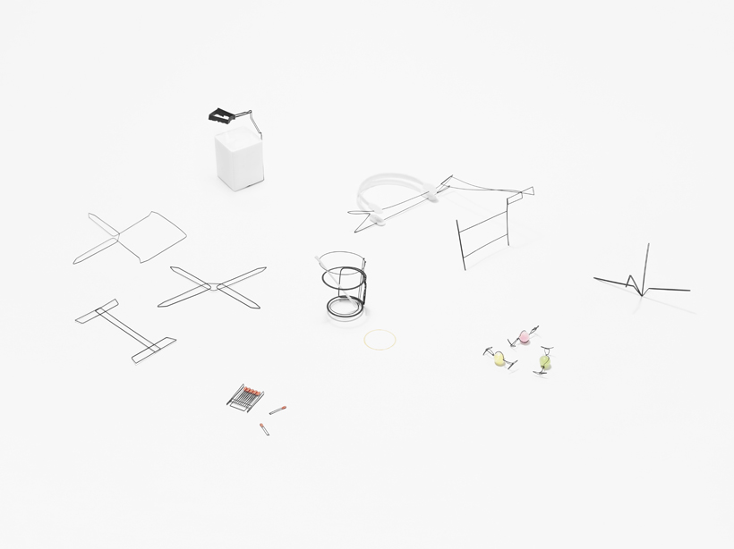 Mostra un-printed material