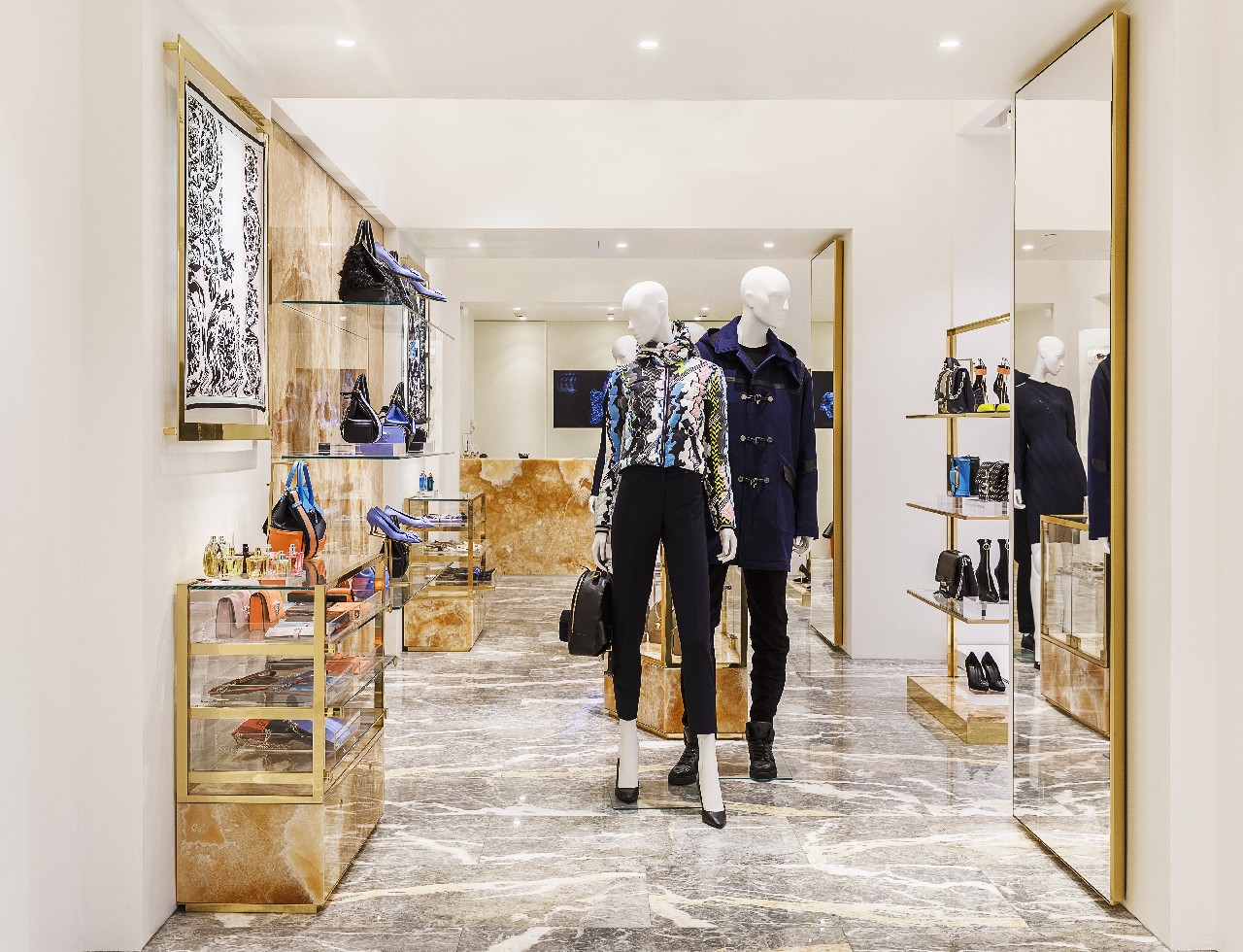 Versace Mosca: aperta la nuova boutique nel department store Gum
