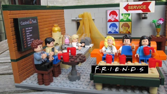 Lego, il set del Central Perk Coffee della serie tv &#8220;Friends&#8221;