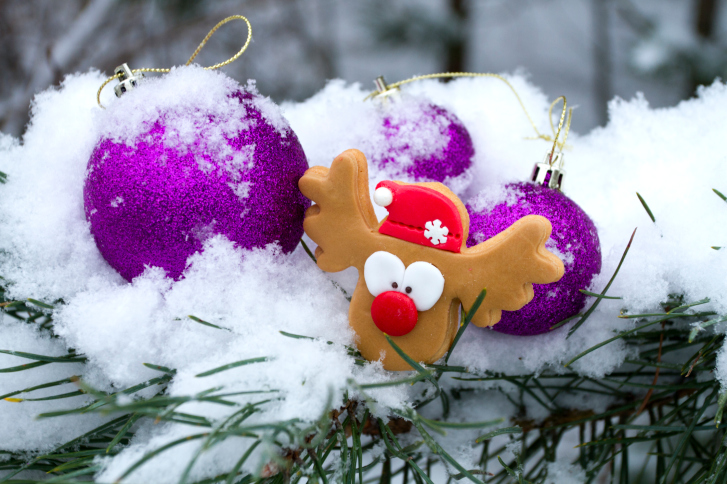 Decorazioni di Natale fai da te: come fare la neve finta