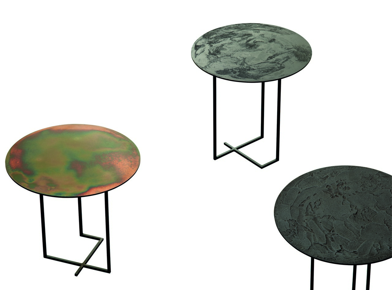 Daa Italia: i tavolini in metallo Urushi, tra design e industria