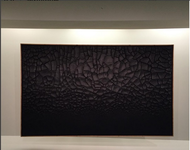 Alberto Burri, &#8220;Grande Nero Cretto&#8221; in mostra a Los Angeles