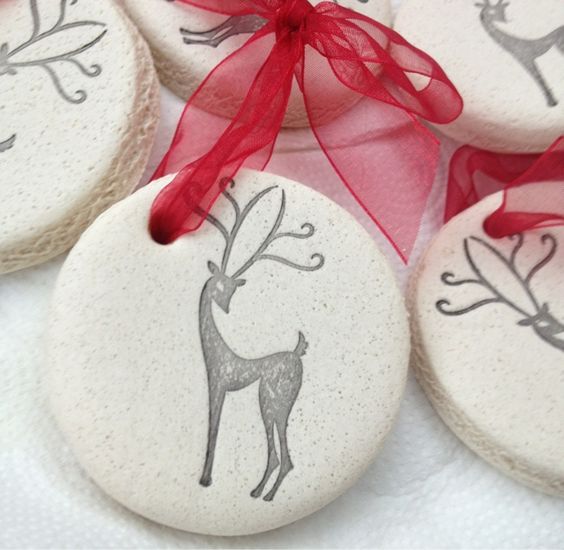 Decorazioni albero Natale pasta sale