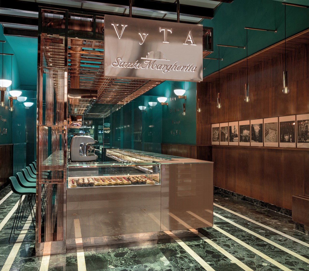 Firenze Stazione: lo sgabello di Lapalma alla luxury bakery Vyta Santa Margherita, le foto