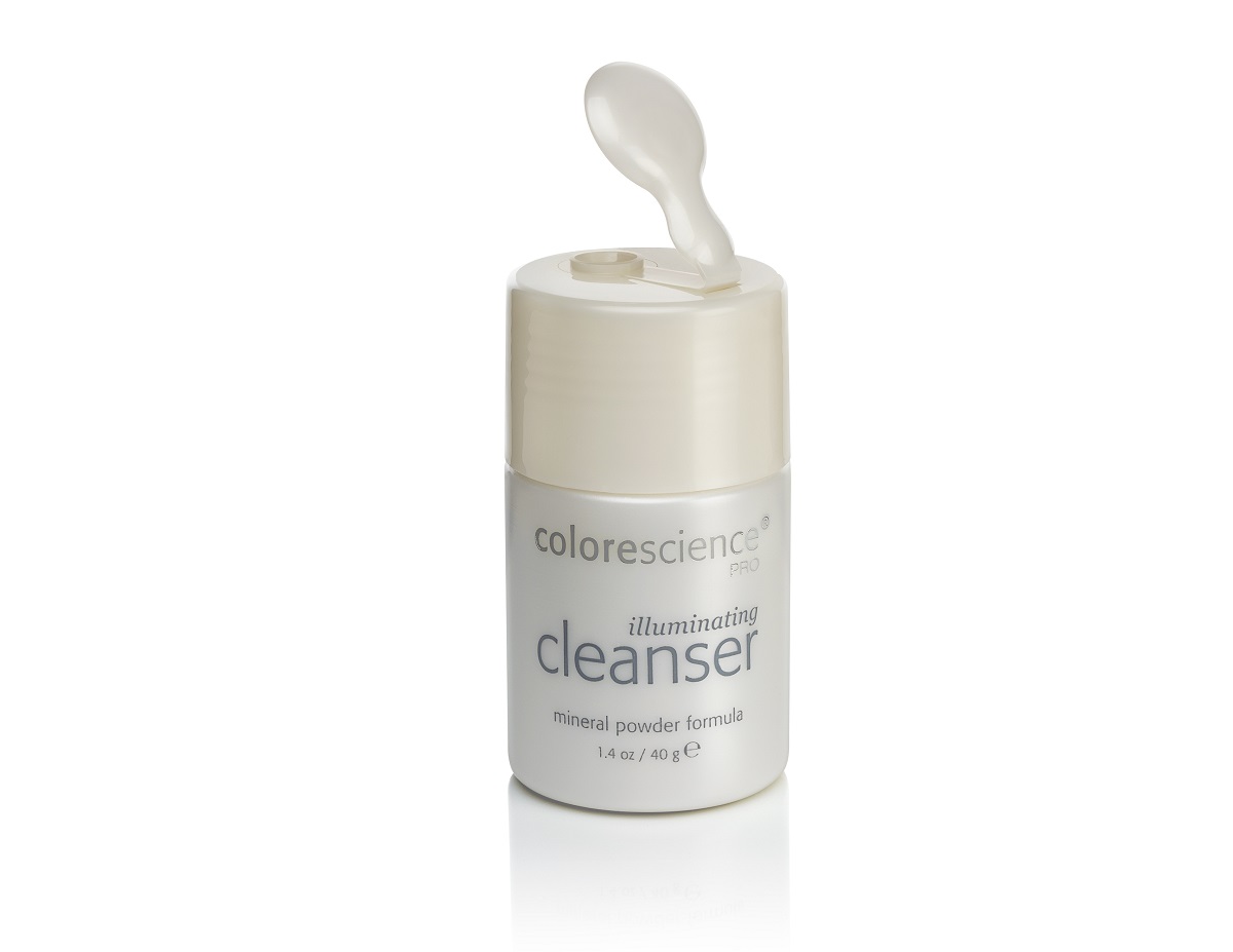 Lo struccante minerale Illuminating Cleanser di Colorescience