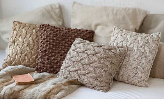 Come fare i cuscini con vecchi maglioni di lana