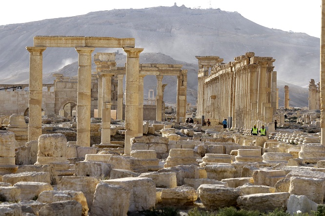 Palmira, Isis demolisce altri reperti archeologici