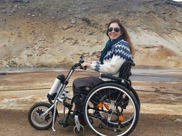 Simona Anedda, la sclerosi multipla e i viaggi in carrozzina alla scoperta del mondo