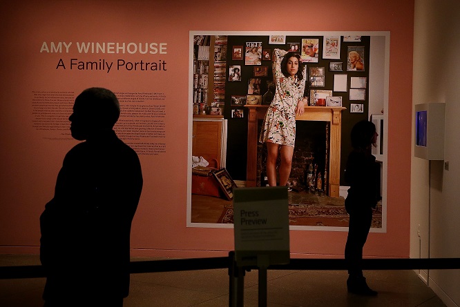 &#8220;Amy Winehouse: A Family Portrait&#8221;, la mostra a Londra