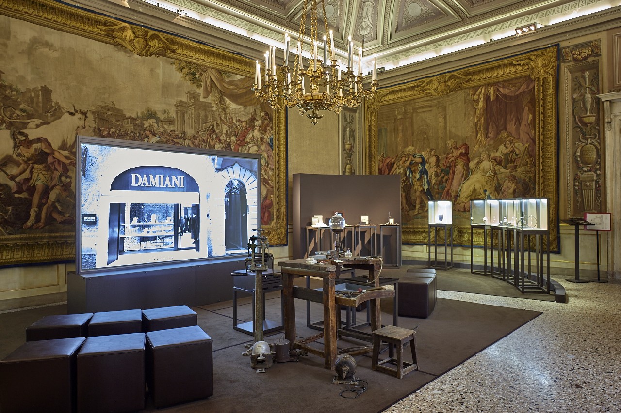 Damiani Palazzo Reale mostra: Un secolo di eccellenza e passione, l’evoluzione del costume italiano attraverso i gioielli