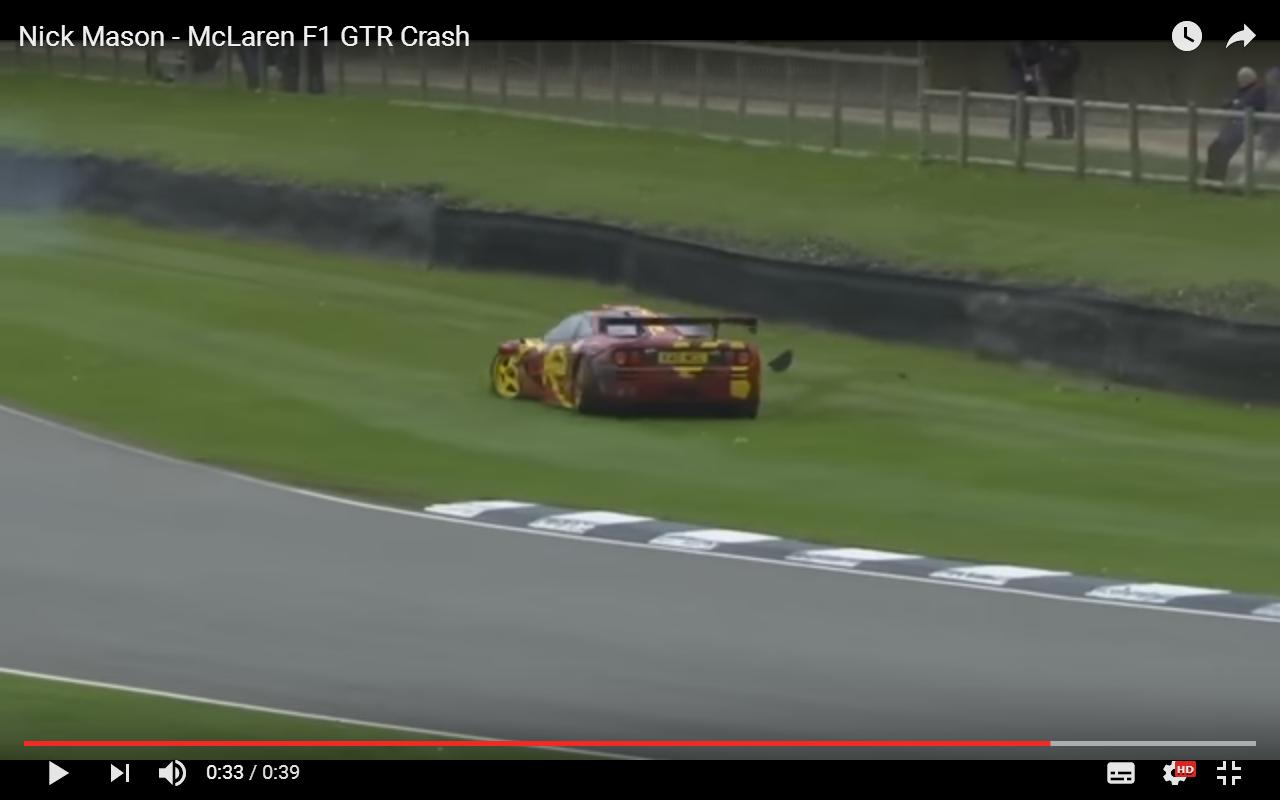 Nick Mason dei Pink Floyd sbatte con la McLaren F1 GTR a Goodwood [Video]