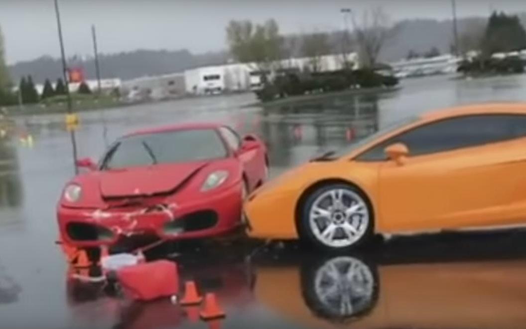 Ferrari F430 contro Lamborghini Gallardo: incidente costoso [Video]