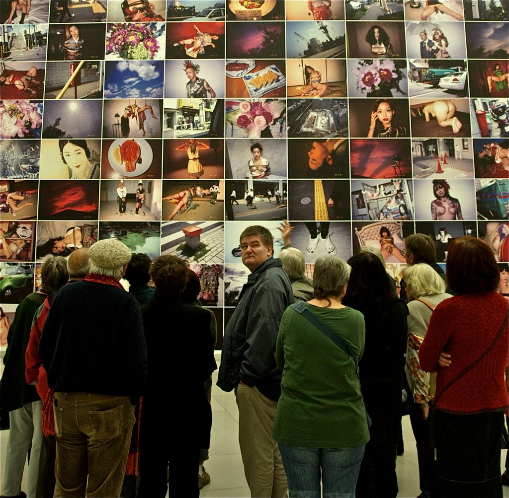 Nobuyoshi Araki, le Polaroid in mostra a Reggio Emilia