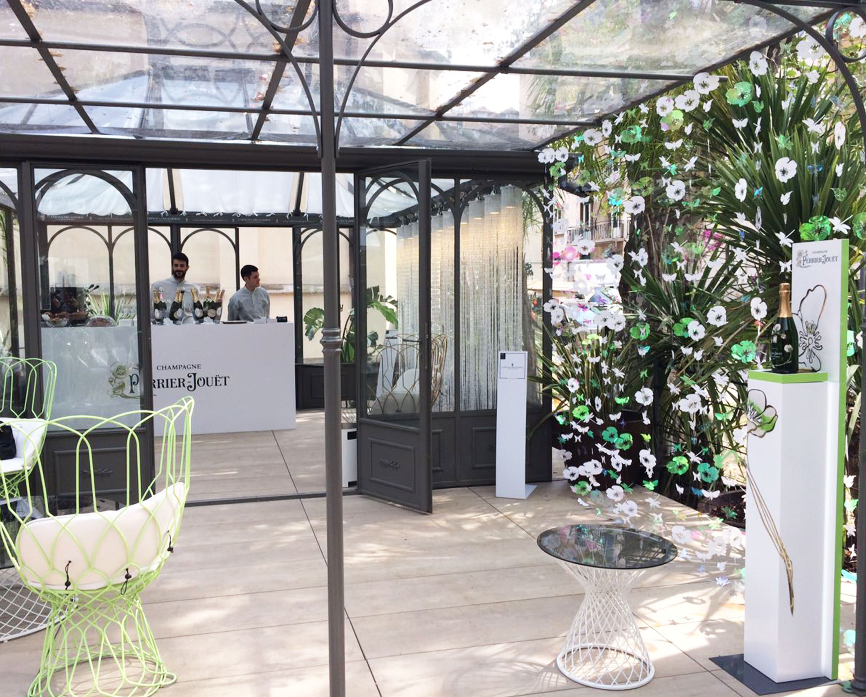 Fuorisalone 2017: Perrier-Jouët insieme ad EMU nel rigoglioso giardino di dOT