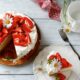 torta con fragole e panna