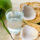 L'acqua di cocco per nutrire e proteggere i capelli