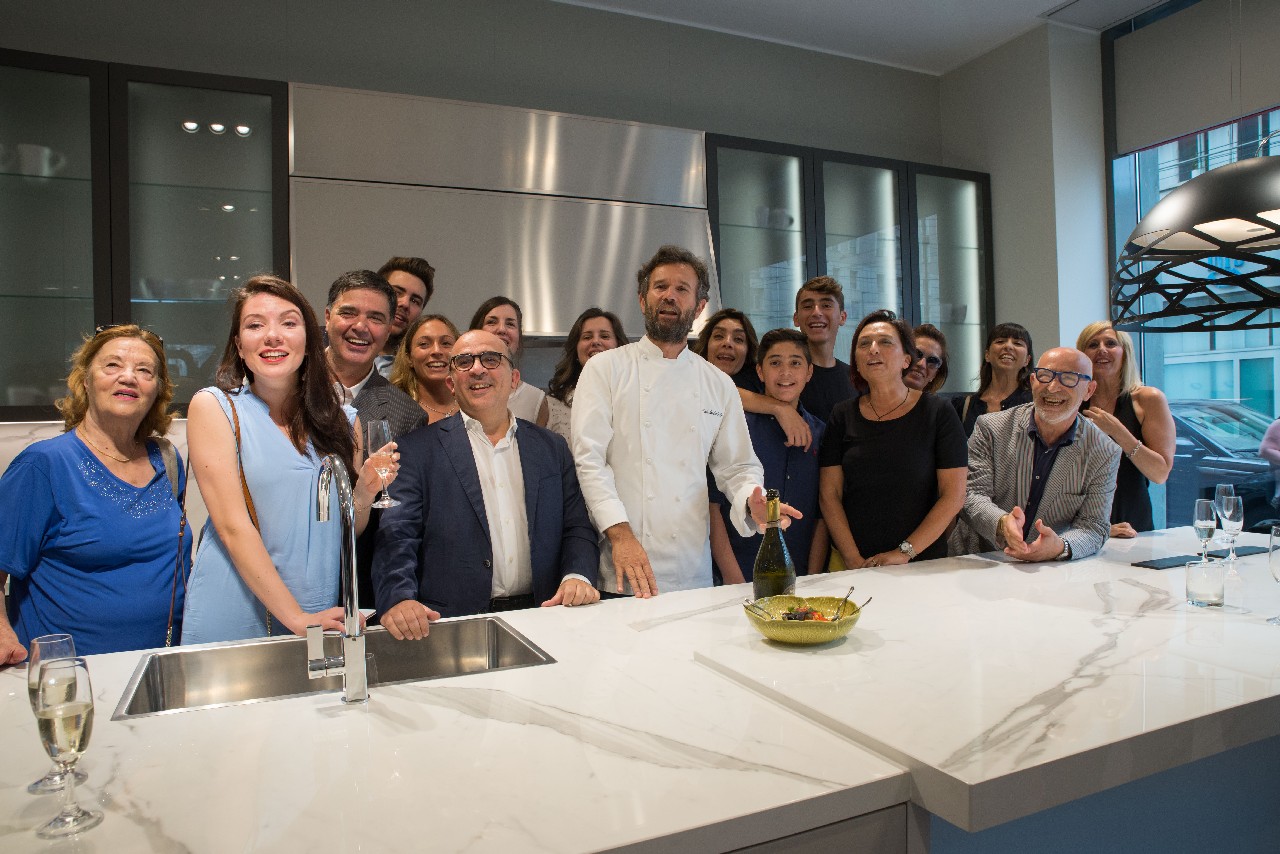 Scavolini Store Milano Missori: il rinnovato showroom e lo showcooking di Carlo Cracco