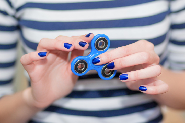 Come realizzare il make up con i fidget spinner