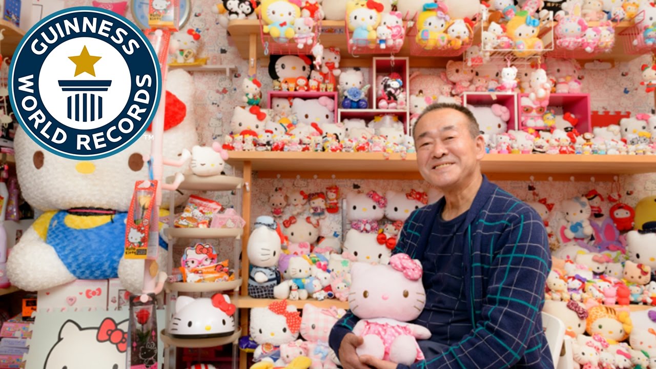 Il più grande collezionista di Hello Kitty è un uomo