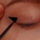 Make up freccia