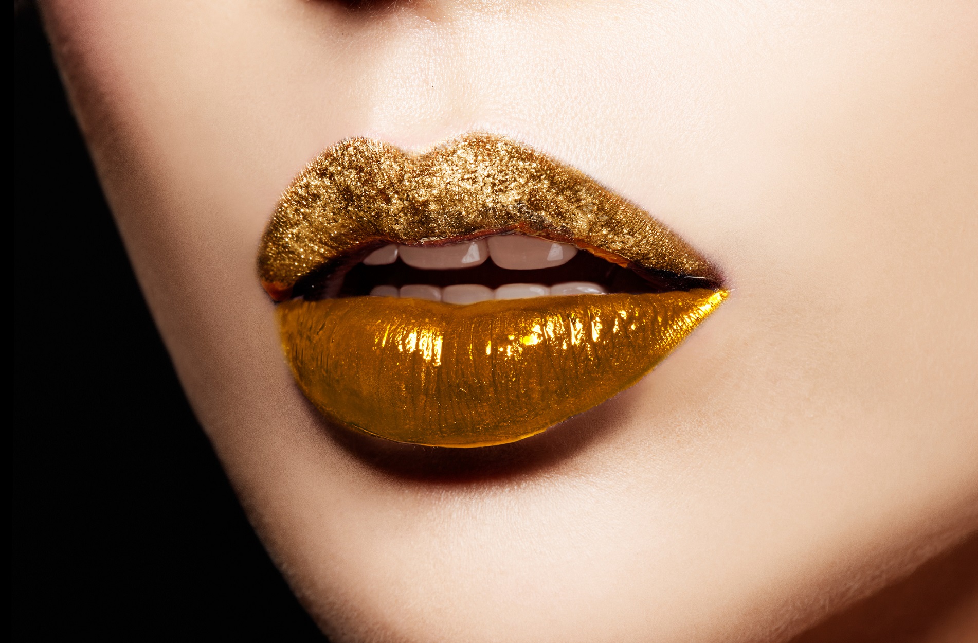 Make up: labbra glitterate per un look estivo
