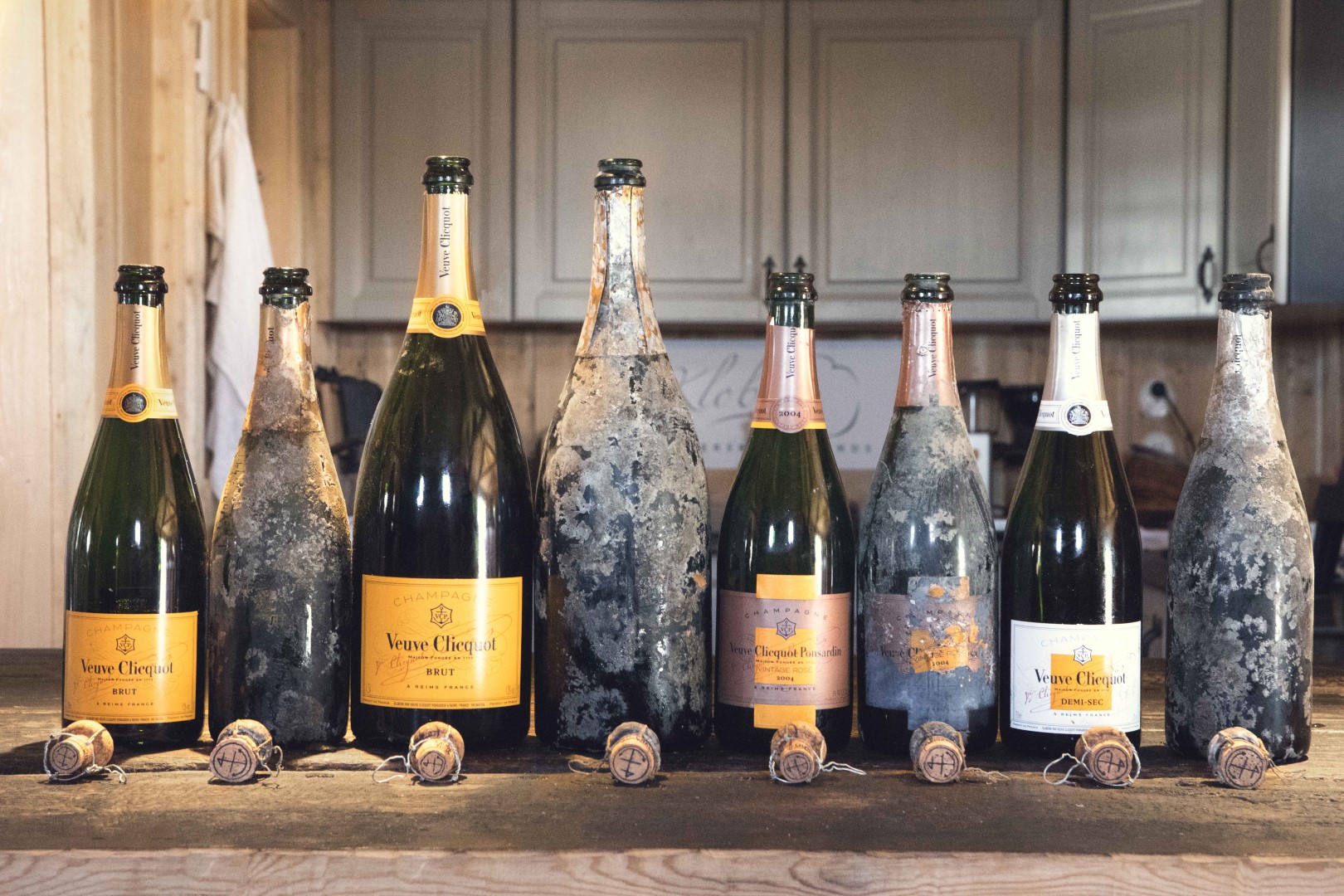 Veuve Clicquot Champagne: la degustazione speciale di Cellar in The Sea