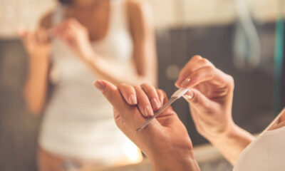 mirror nail