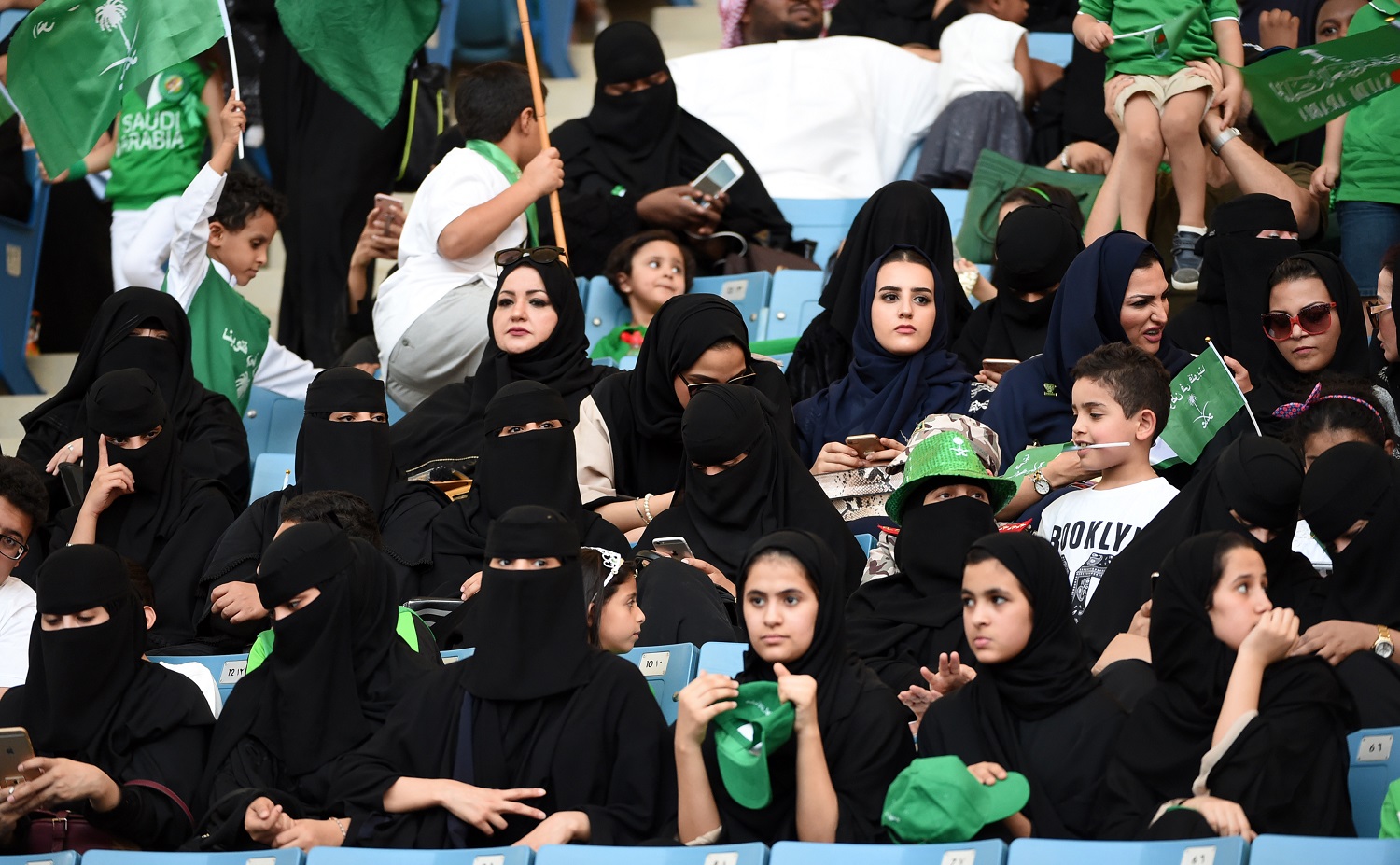 Arabia Saudita, donne allo stadio