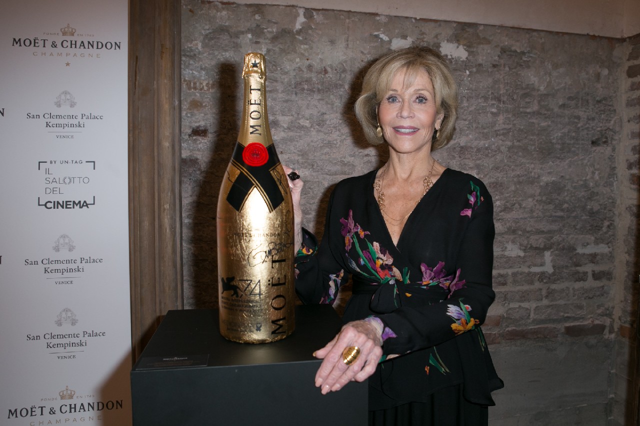 Festival Cinema Venezia 2017: il cocktail party in onore di Jane Fonda, le foto