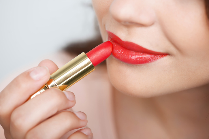 Come far durare il rossetto più a lungo