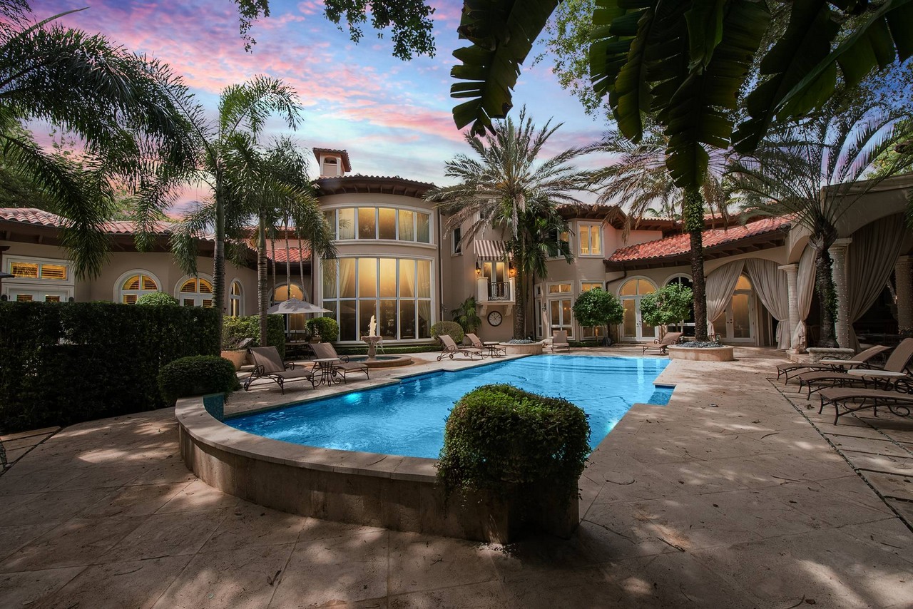 Ampia villa di lusso unifamiliare a Miami