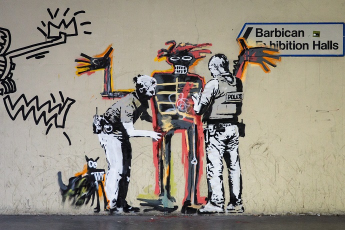 Basquiat, la mostra a Londra con l’omaggio di Banksy