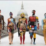 Body Painting, a Londra le opere d’arte dipinte sui corpi da Sarah Attwell