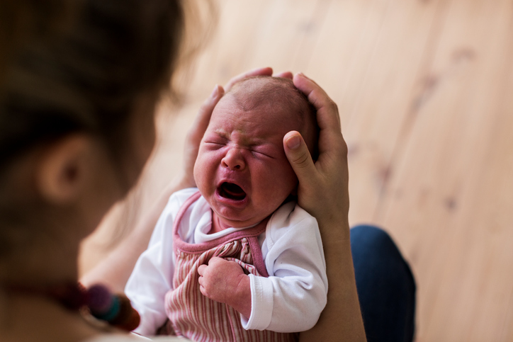 Cosa fare se il bambino piange