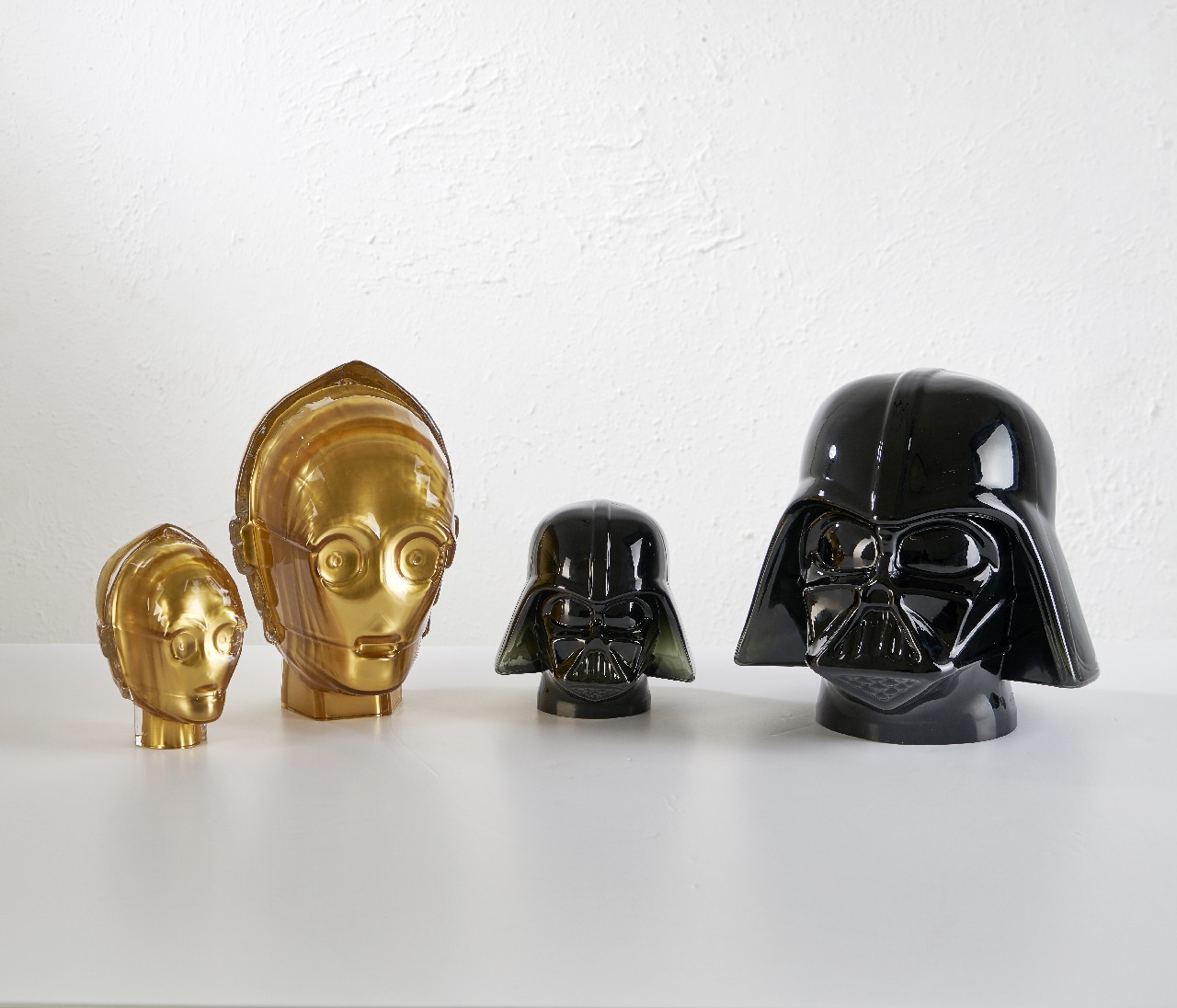 Darth Vader, Stormtrooper e C-3PO protagonisti della Icon Collection di Nude, le foto