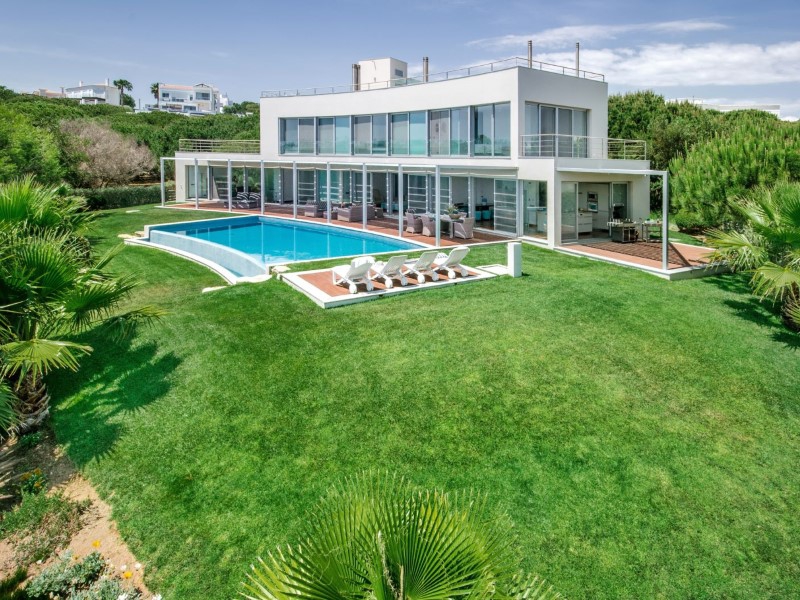 Splendida villa di lusso nel verde di Faro, in Portogallo