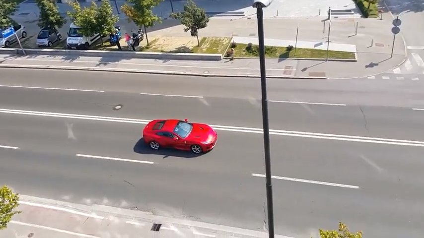 Ferrari Portofino ripresa sul set commerciale [Video]