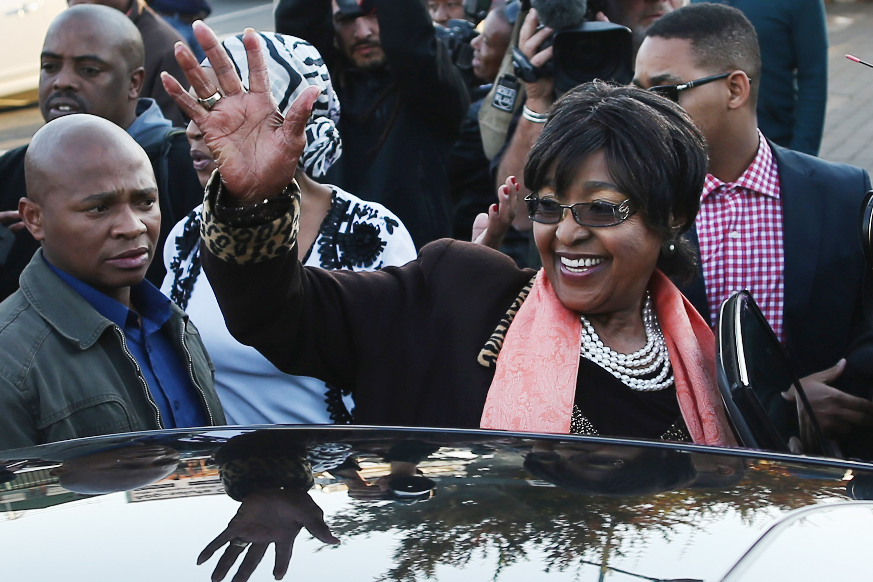 Addio a Winnie Mandela, è morta la donna simbolo della lotta contro l&#8217;apartheid