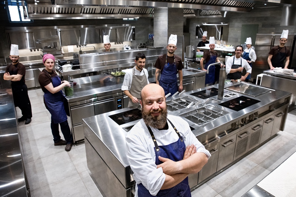 Ristorante Due Camini: riapre il gioiello del Borgo Egnazia in Puglia