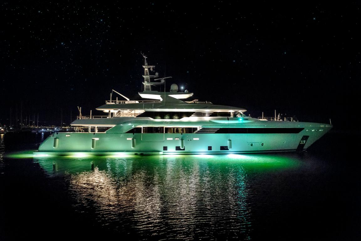 Yacht di lusso CRN Latona 50 metri al Salone Nautico di Monaco 2018