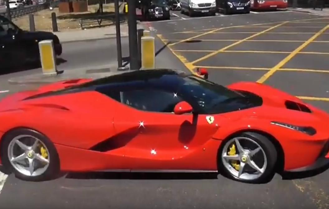 Supercar da sogno nell&#8217;estate di Londra [Video]