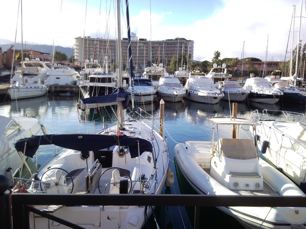 Portorosa: una marina caratteristica per le vacanze in Sicilia