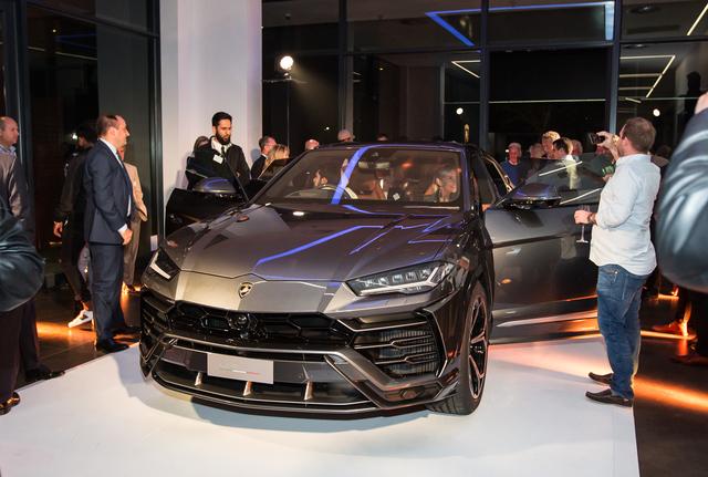 Automobili Lamborghini: nuovo show room a Città del Capo