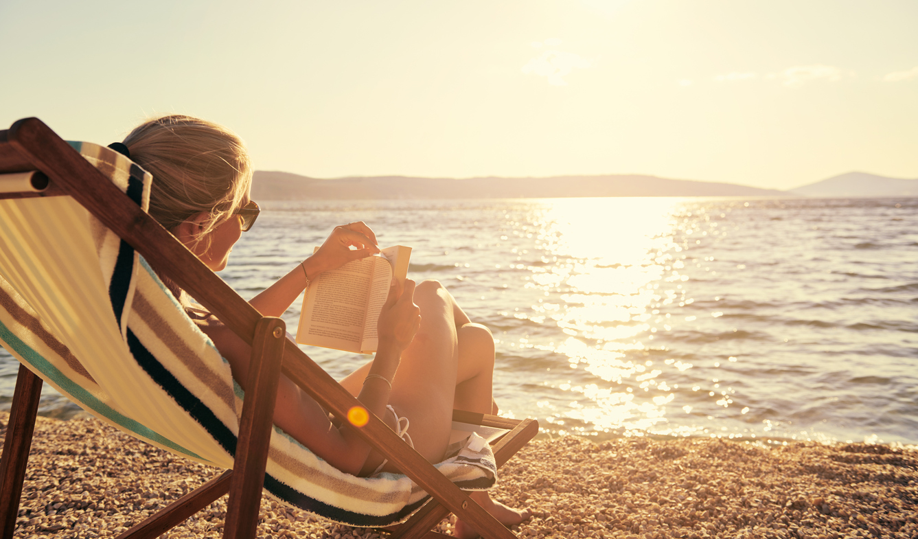 8 romanzi erotici da leggere in spiaggia